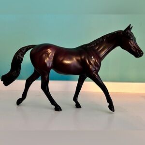 Breyer Race Horse #64 Black Caviar Dark Brown Thoroughbred Warmblood Original